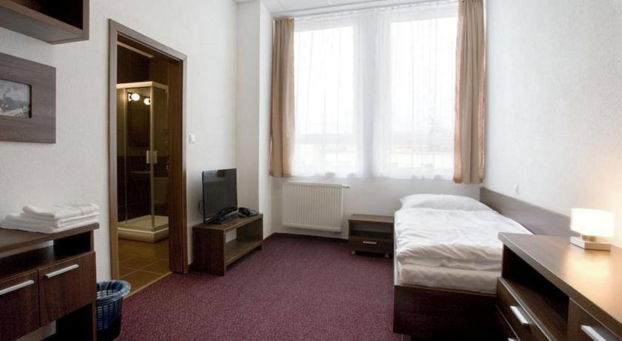 Hotel Branc, Garni Senica Exterior photo